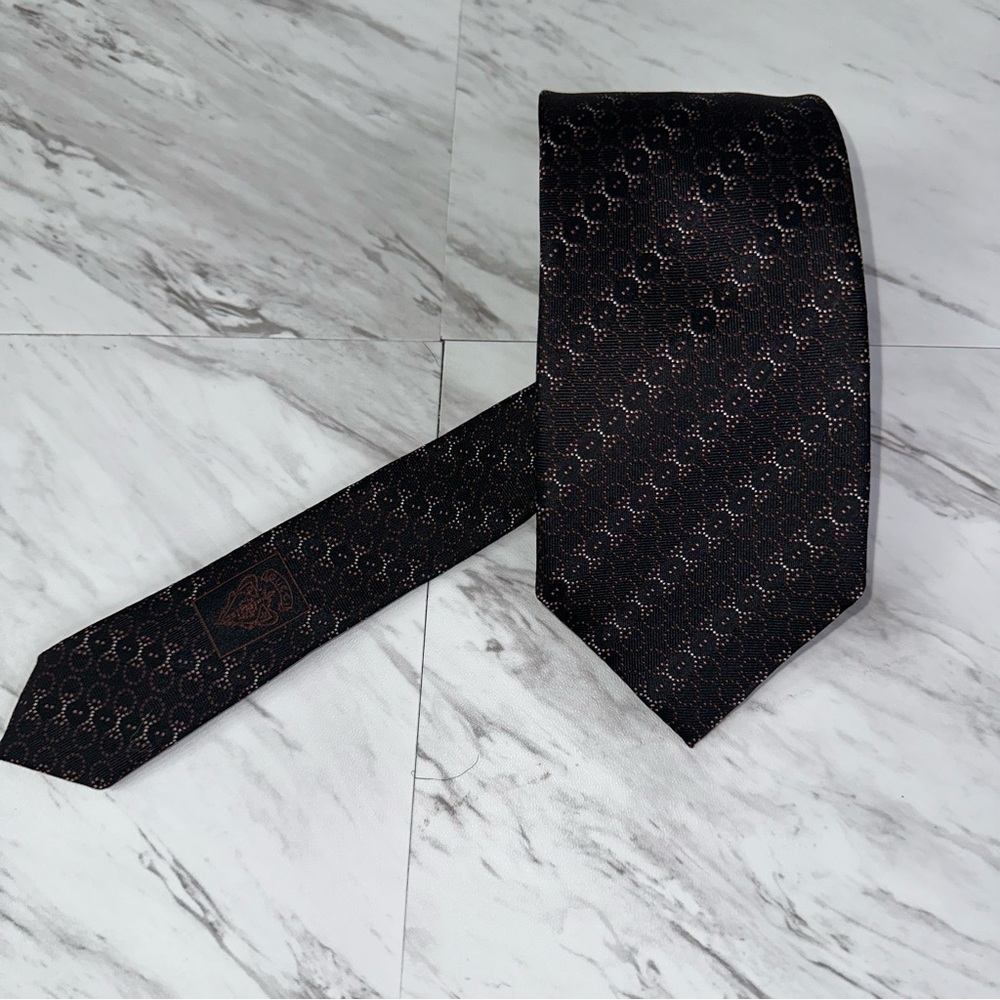 Gucci Made In Italy Brown Geometric Logo men’s silk tie 58”/3” Mint Condition